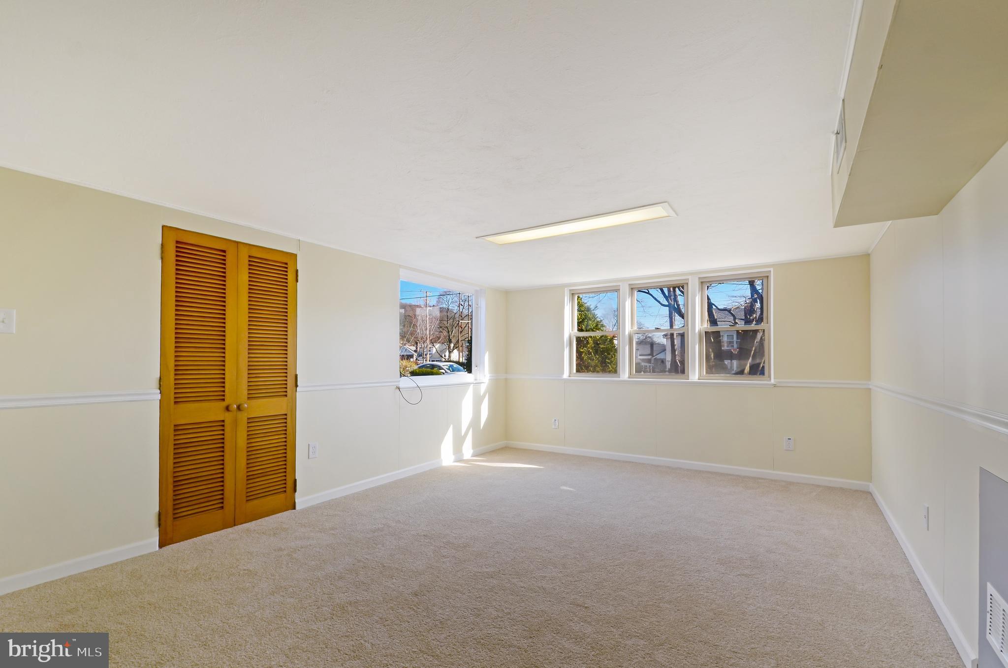 100 Emerald Avenue Reading, PA 19606 - Photo 16 of 33 Family Room/4th Bedroom