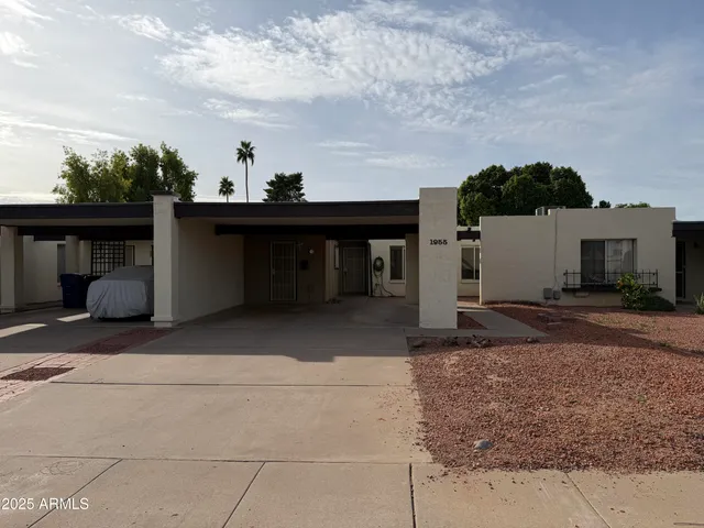 $1,945 | 1955 East Del Sur Drive, Tempe, AZ 85283