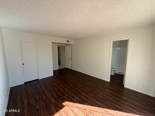 $2,100 | 1955 East Del Sur Drive, Tempe, AZ 85283
