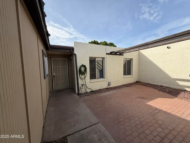 $1,945 | 1955 East Del Sur Drive, Tempe, AZ 85283