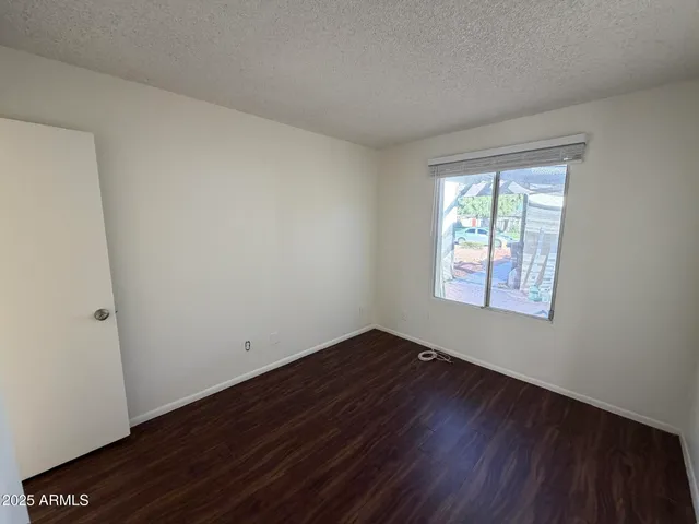 $2,100 | 1955 East Del Sur Drive, Tempe, AZ 85283