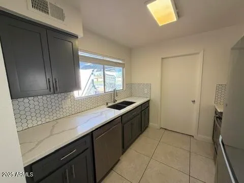$2,100 | 1955 East Del Sur Drive, Tempe, AZ 85283