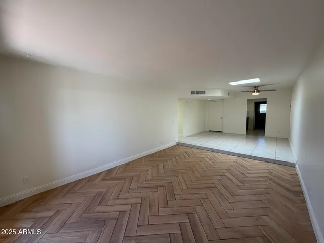 $2,100 | 1955 East Del Sur Drive, Tempe, AZ 85283