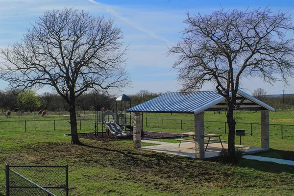 $299,000 | 1070 Paradise Oaks, Perrin, TX 76486