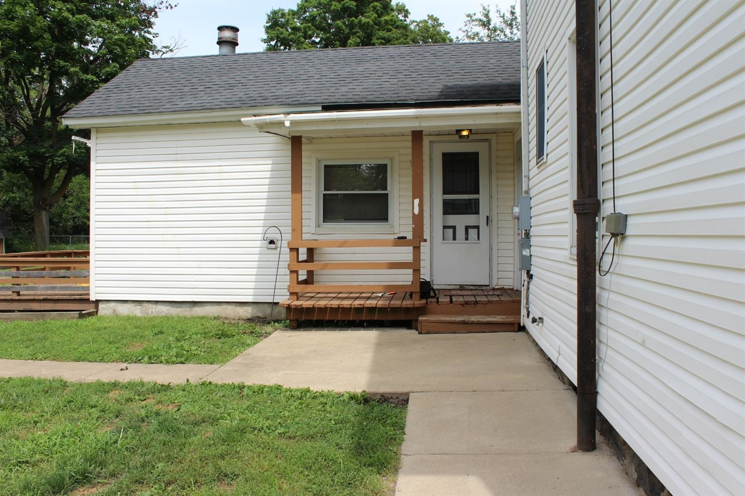 122 Locust Street Clinton, MI 49236 - Photo 11 of 74 Photo 11