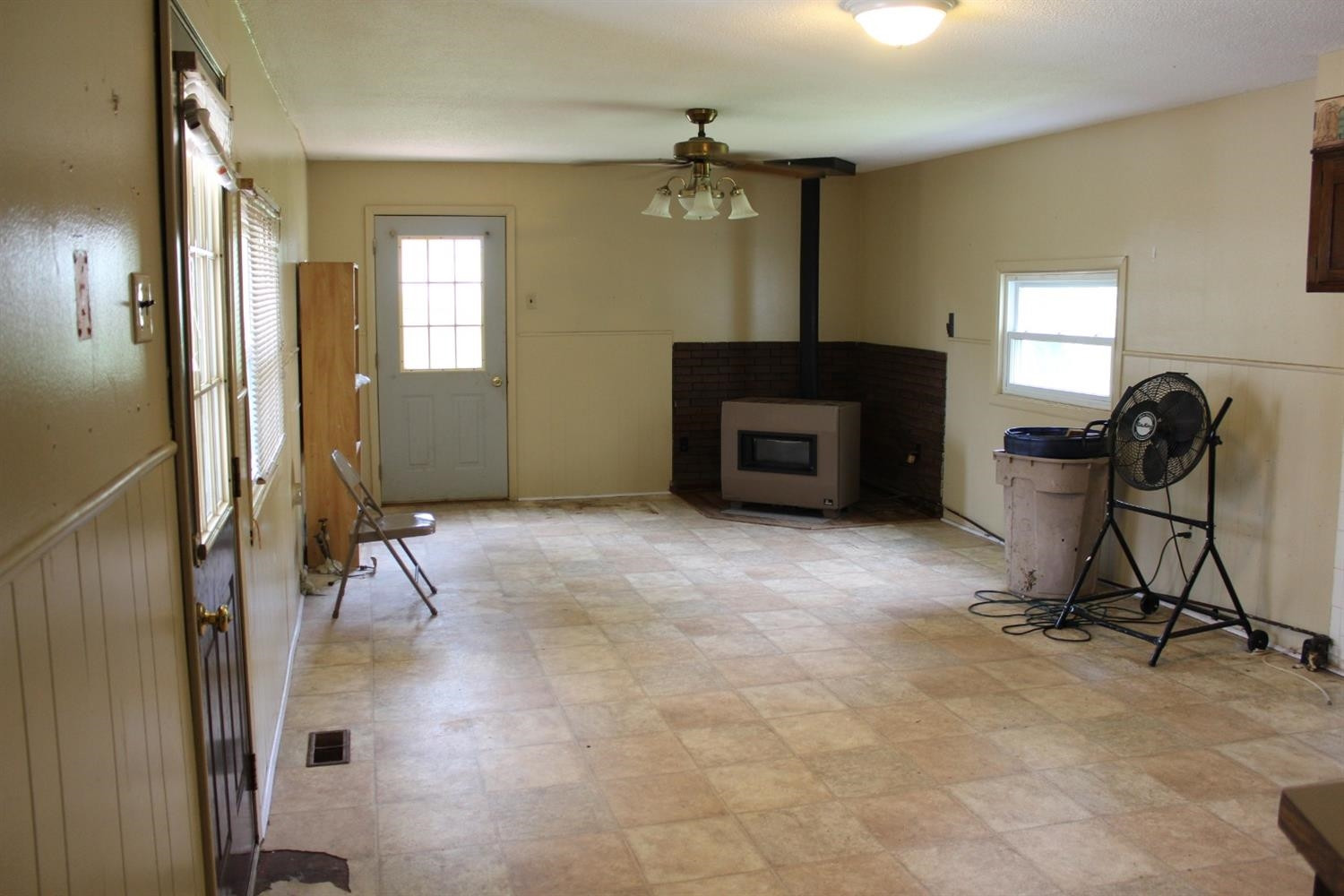 122 Locust Street Clinton, MI 49236 - Photo 20 of 74 Photo 21