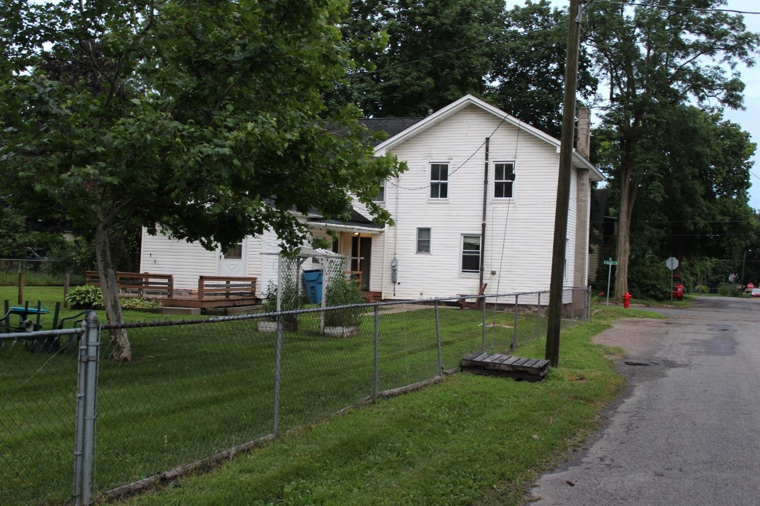 122 Locust Street Clinton, MI 49236 - Photo 3 of 74 Photo 3