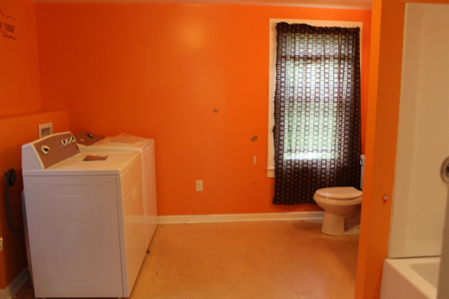 122 Locust Street Clinton, MI 49236 - Photo 34 of 74 Photo 35