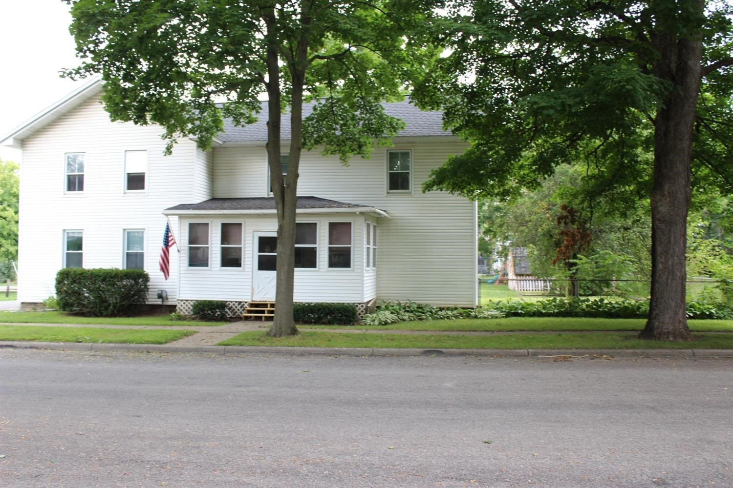 122 Locust Street Clinton, MI 49236 - Photo 71 of 74 Photo 75