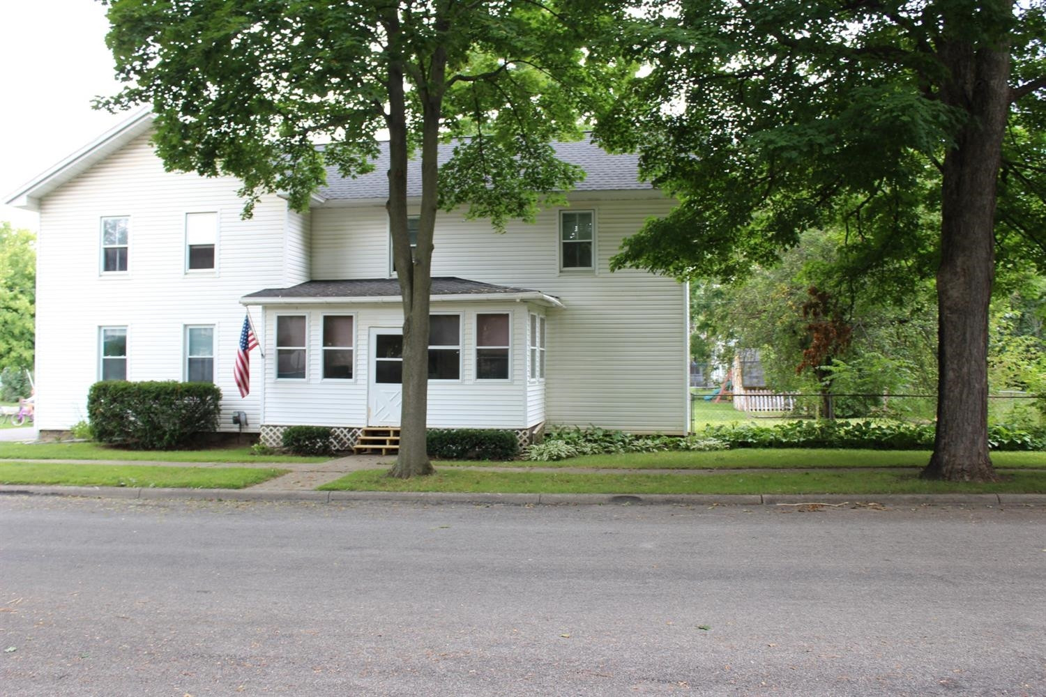 122 Locust Street Clinton, MI 49236 - Photo 72 of 74 Photo 76