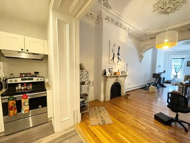 $3,200 | 670 Massachusetts Avenue, Unit 1, Boston, MA 02118