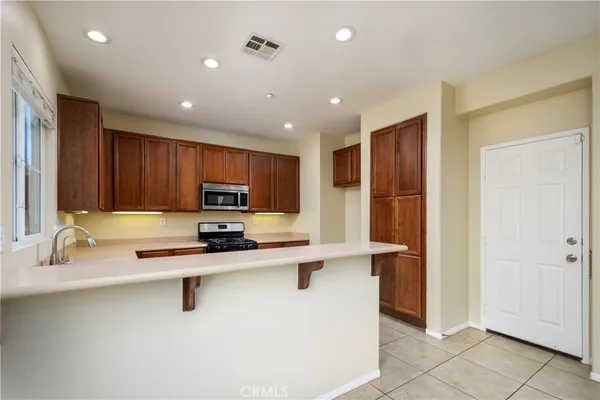 $3,500 | 16442 El Revino Drive, Fontana, CA 92336