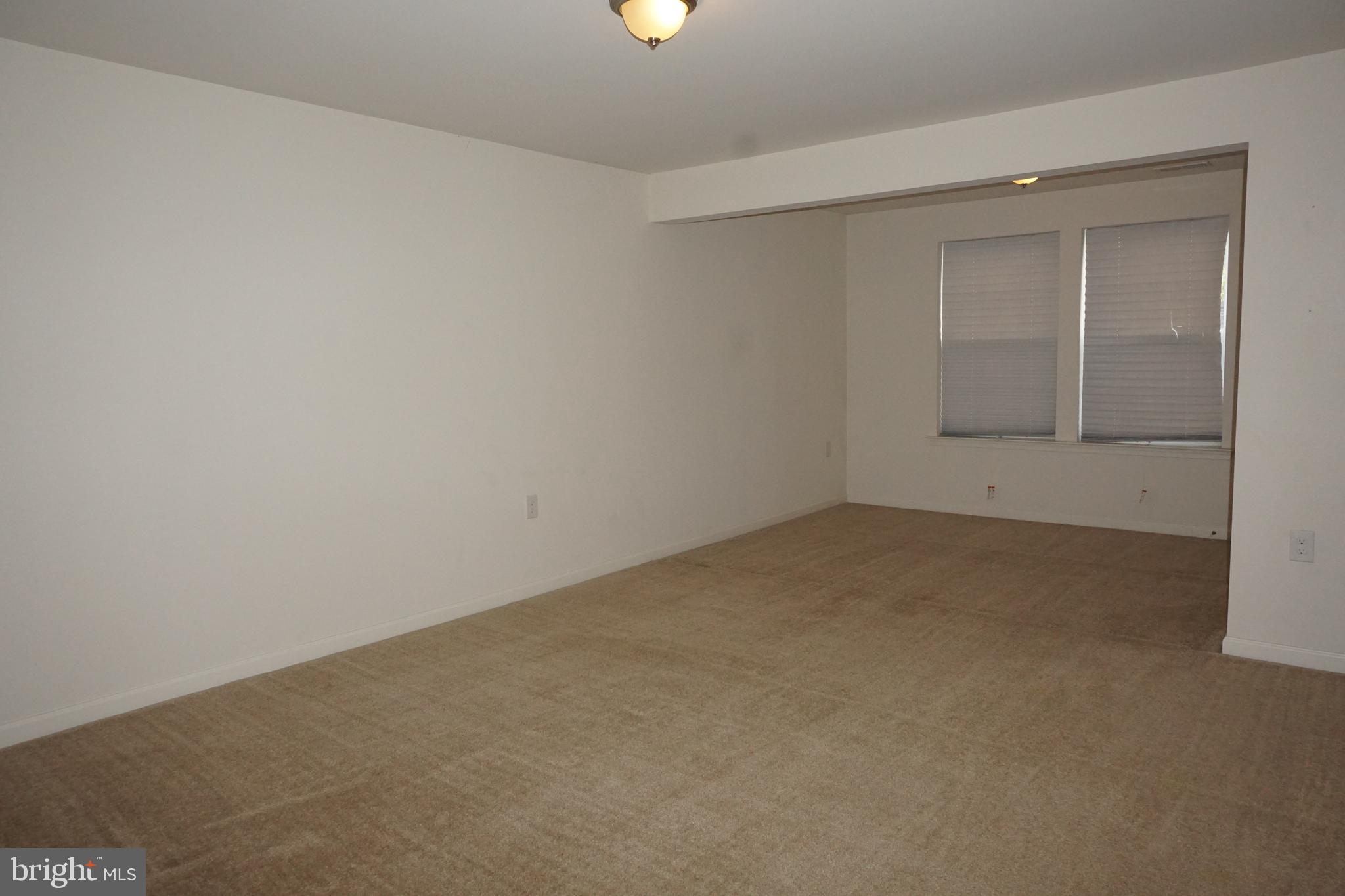 44 Private Bunker Hill Bunker Hill, WV 25413 - Photo 4 of 21