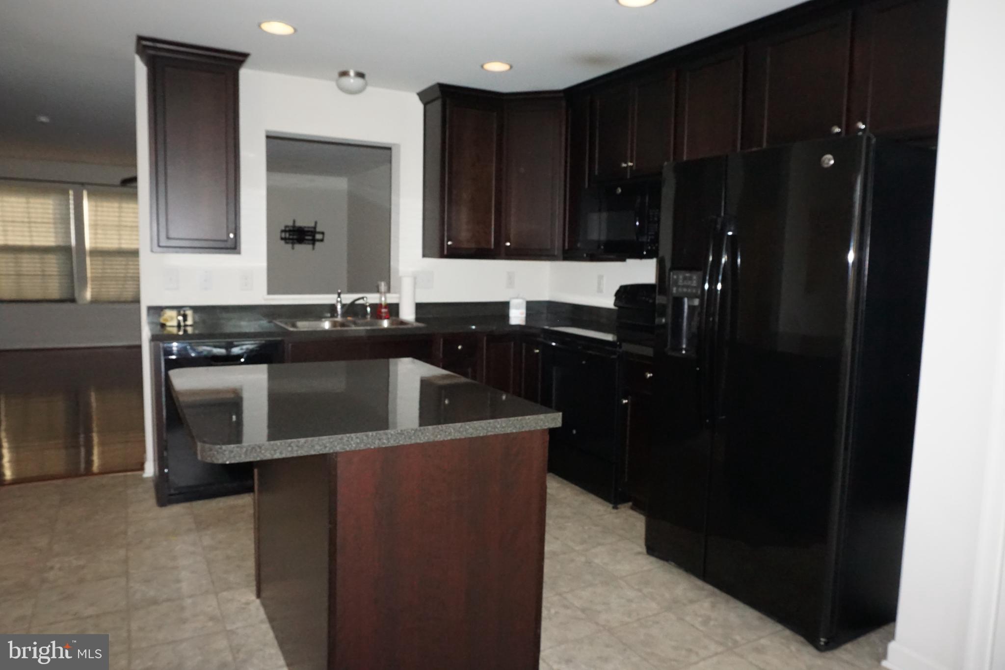 44 Private Bunker Hill Bunker Hill, WV 25413 - Photo 7 of 21