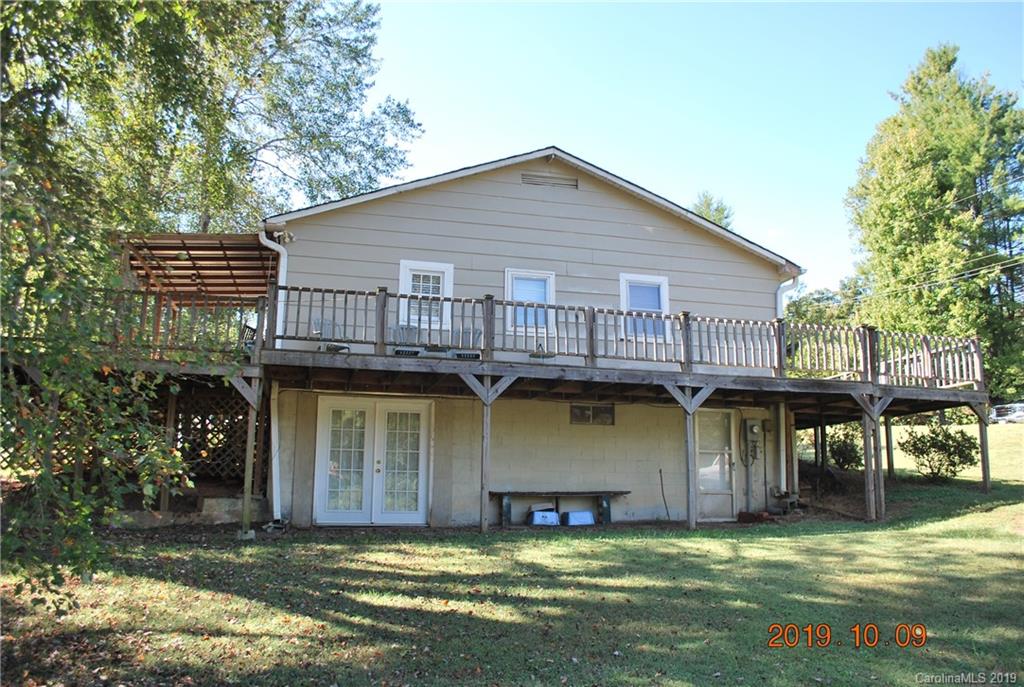 2840 Mud Cut Road Marion, NC 28752 - Photo 3 of 41 Gallery Image 3