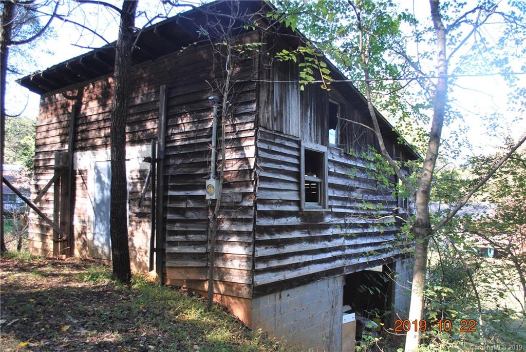 2840 Mud Cut Road Marion, NC 28752 - Photo 37 of 41 Gallery Image 37