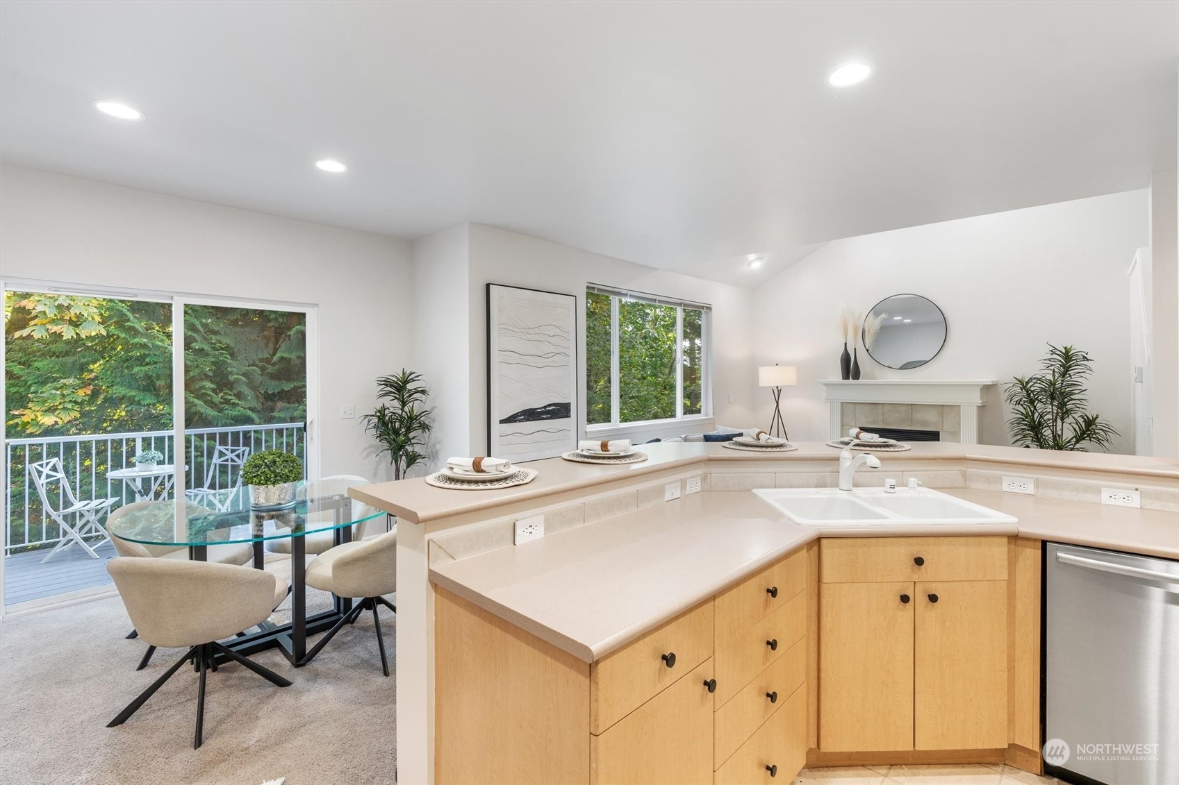101 South 50th Place, Unit D Renton, WA 98055 - Photo 8 of 39 Gallery Image 8