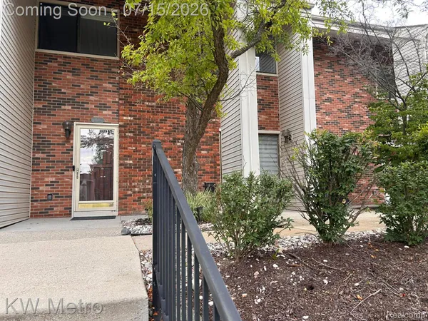 $3,000 | 6168 Palomino Court, West Bloomfield, MI 48322