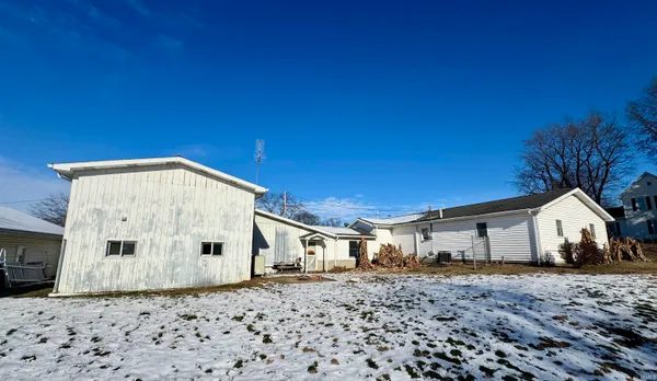 $79,900 | 300 North 9th Street, Petersburg, IN 47567