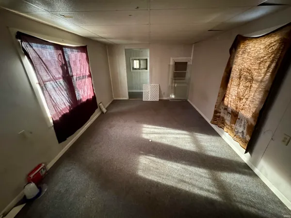$79,900 | 300 North 9th Street, Petersburg, IN 47567