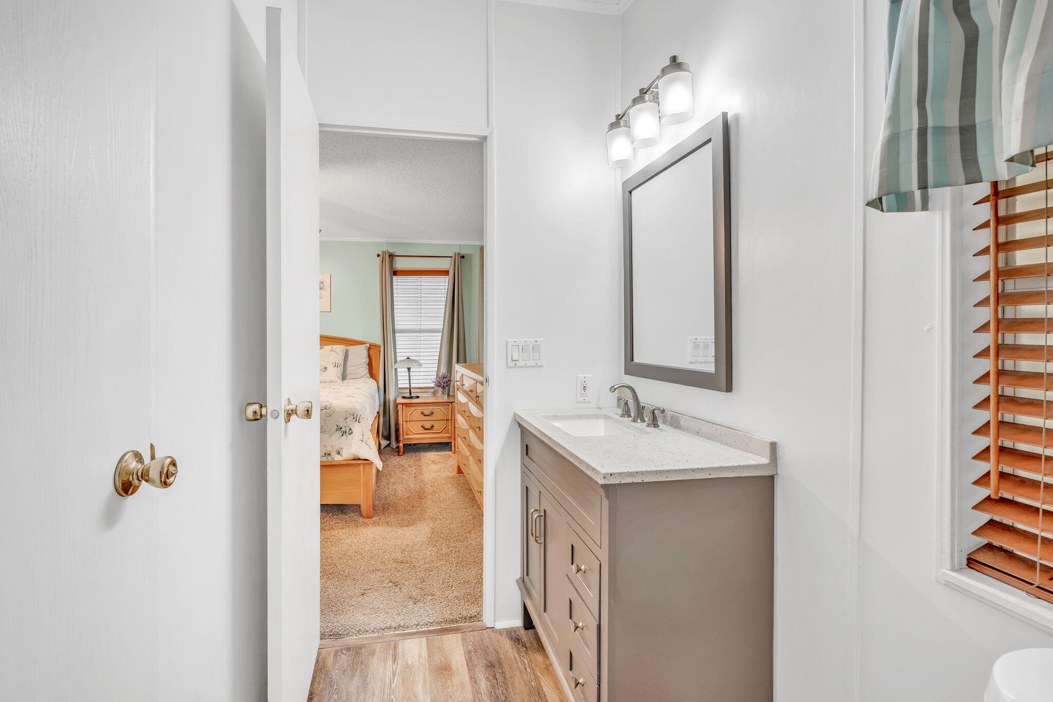 91 Sirius Lane Key West, FL 33040 - Photo 13 of 37 En Suite Bath
