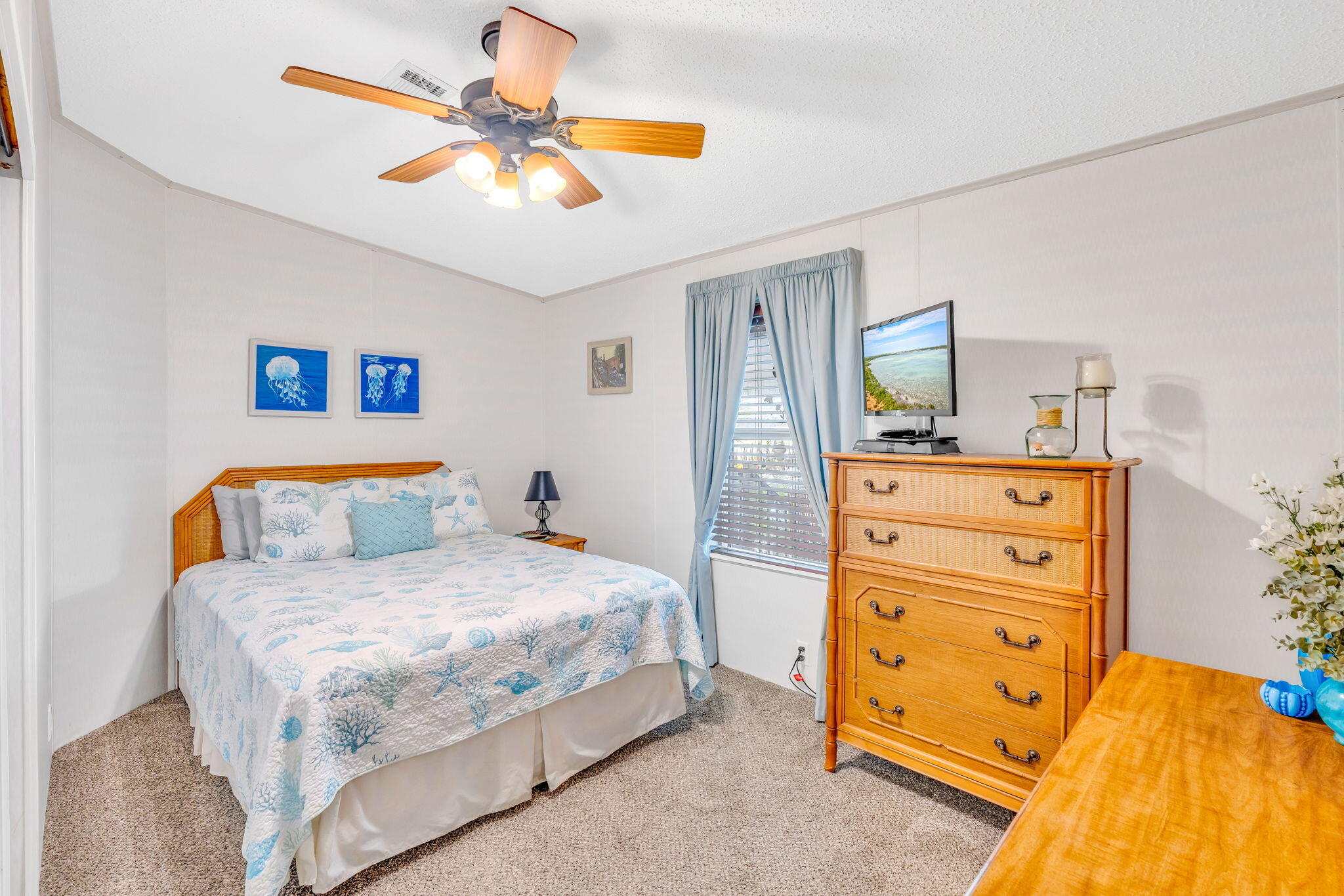 91 Sirius Lane Key West, FL 33040 - Photo 15 of 37 Guest Room