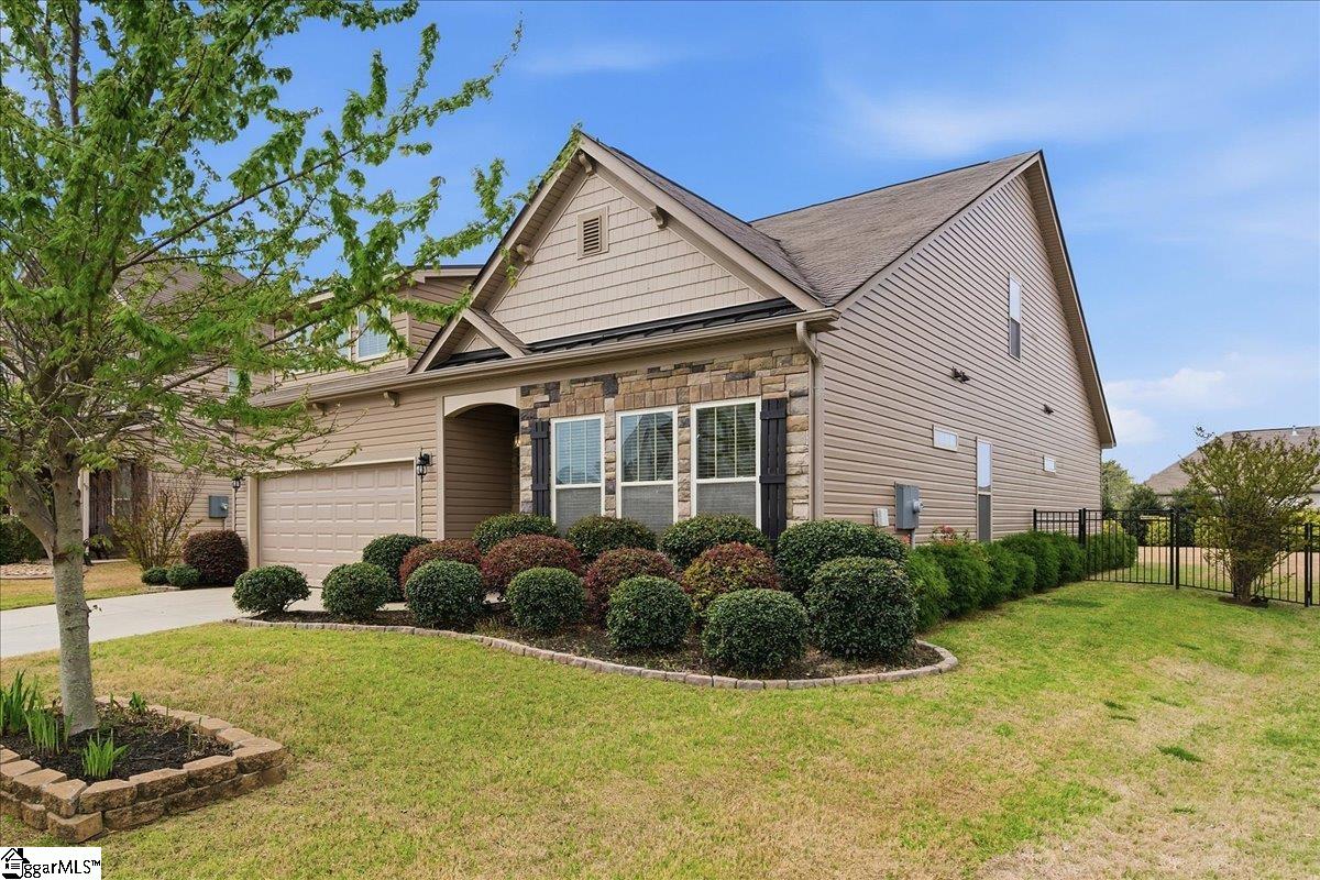 614 Waymeet Drive Greer, SC 29651 - Photo 2 of 34