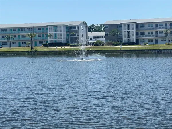 $74,500 | 2011 58th Avenue North, Unit 20, St. Petersburg, FL 33714