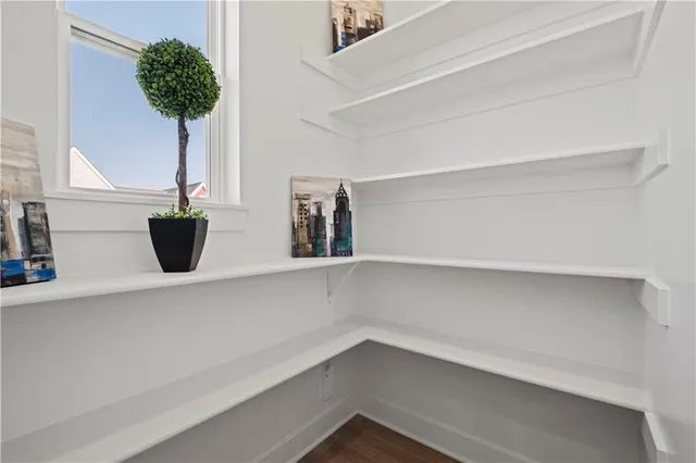 $600,000 | 441 Southwest Longview Boulevard, Lee's Summit, MO 64081