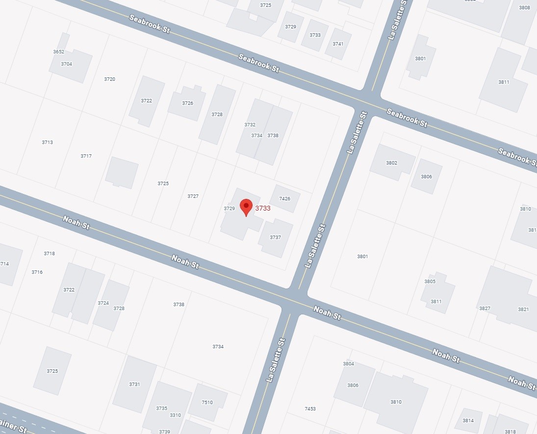 3733 Noah Street Houston, TX 77021 - Photo 2 of 6 a close up of a mirror and a shower