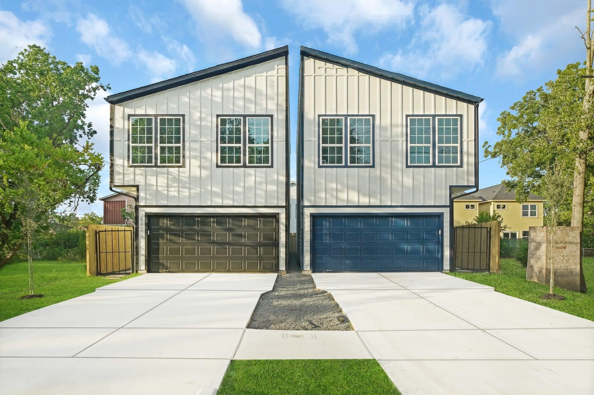 3733 Noah Street Houston, TX 77021 - Photo 4 of 6 a front view of a house with a garden