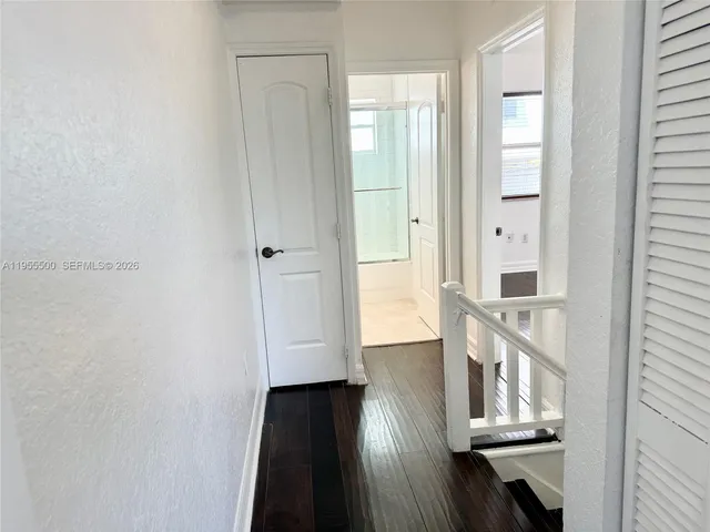 $2,400 | 7801 Hispanola Avenue, Unit 3, North Bay Village, FL 33141