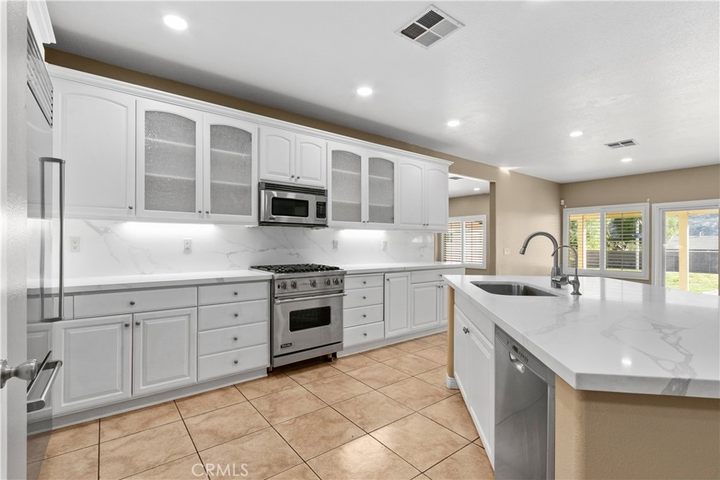 1496 Bryan Street Banning, CA 92220 - Photo 16 of 73