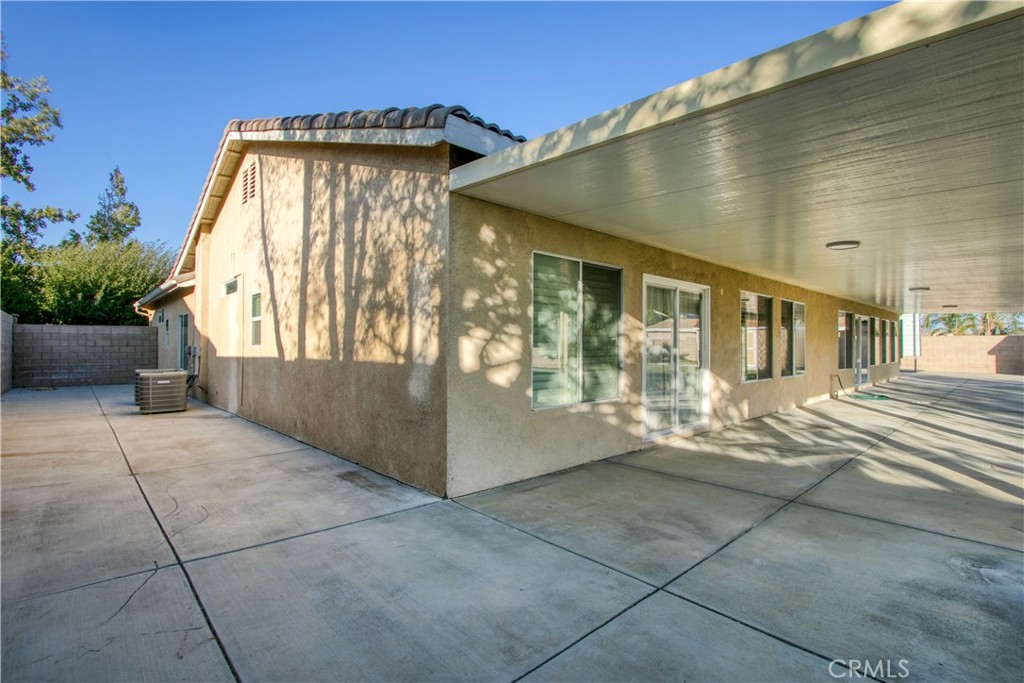 1496 Bryan Street Banning, CA 92220 - Photo 60 of 73