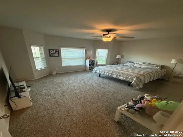 $1,950 | 15235 Selene View, San Antonio, TX 78245