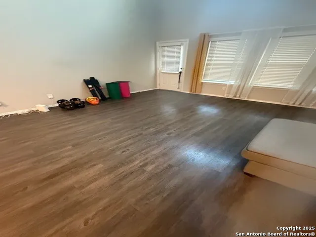 $1,950 | 15235 Selene View, San Antonio, TX 78245