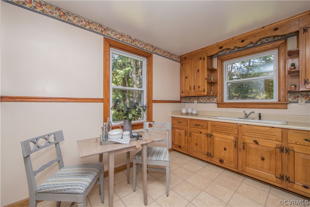 4013 Randolph Road North Chesterfield, VA 23236 - Photo 10 of 33 Great kitchen with eat-in area, pine cabinets and