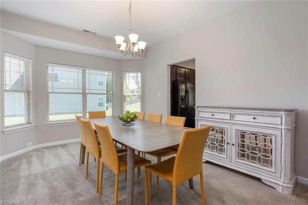 3410 Lamplight Way High Point, NC 27265 - Photo 6 of 29 Gallery Image 6