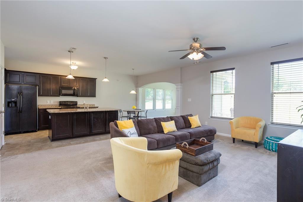 3410 Lamplight Way High Point, NC 27265 - Photo 9 of 29 Gallery Image 9