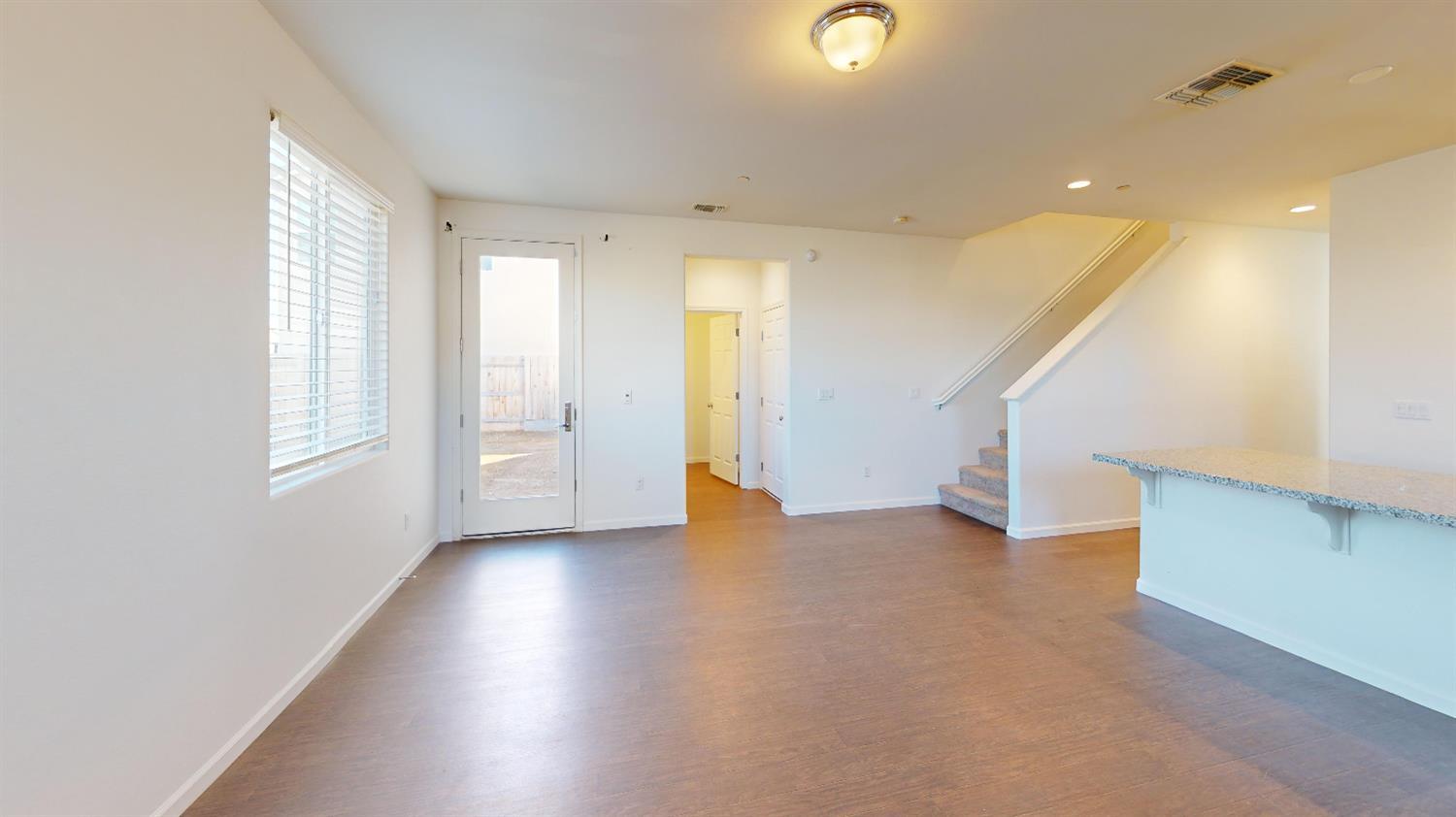 4826 North Casey Avenue Fresno, CA 93723 - Photo 11 of 34