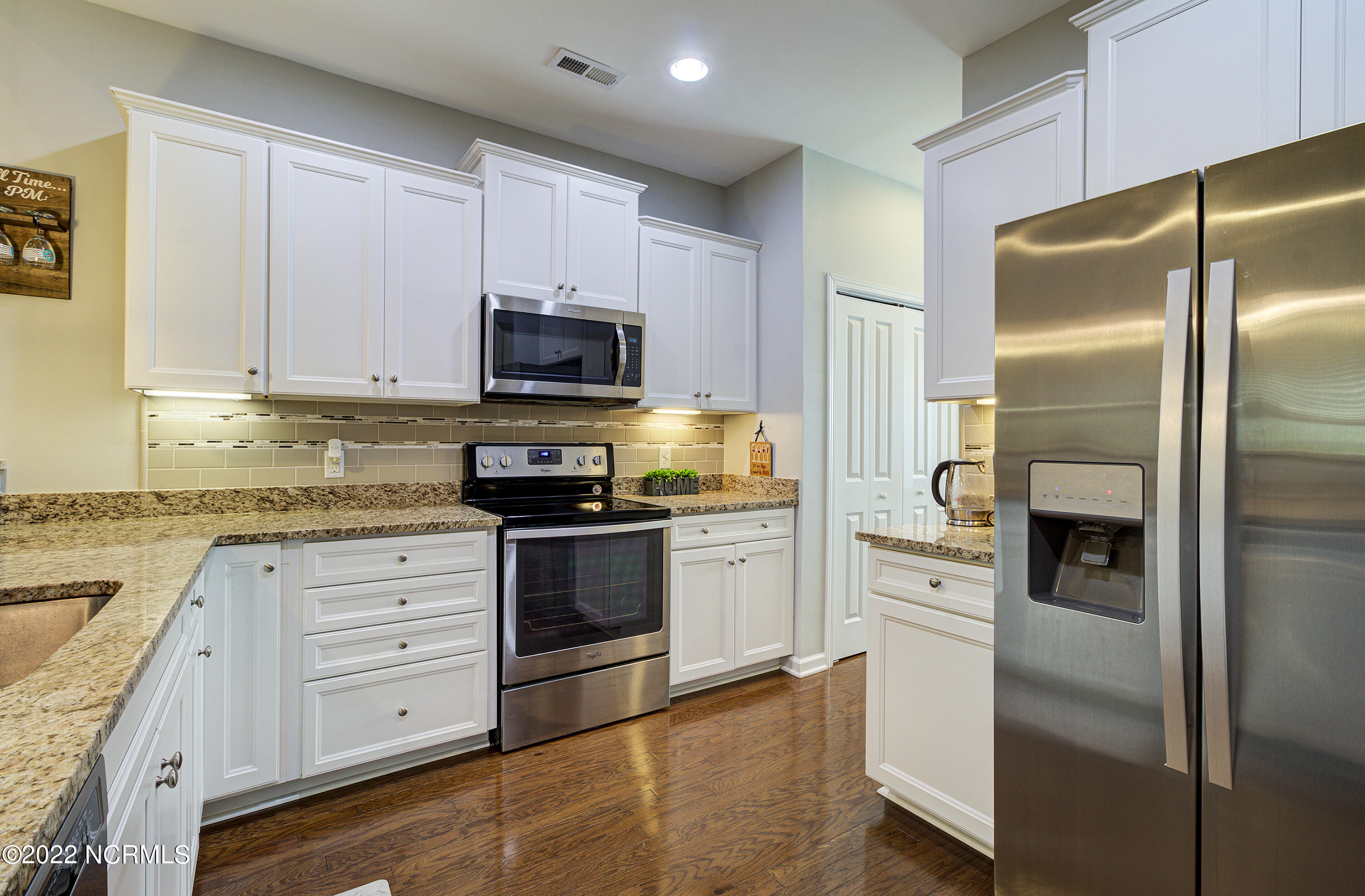 322 Bulkhead Bend Calabash, NC 28467 - Photo 10 of 49 Kitchen 2