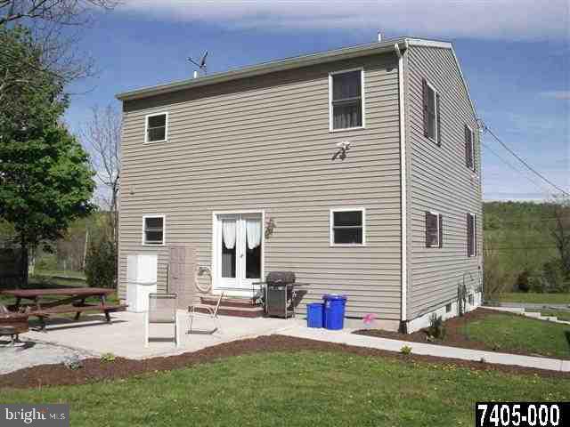 2960 Fairfield Road Gettysburg, PA 17325 - Photo 3 of 17