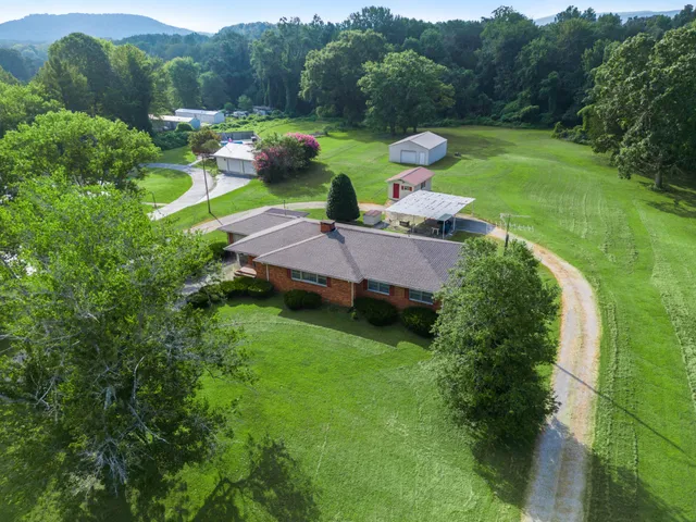 $359,000 | 3426 Old Rock Island Road, Rock Island, TN 38581