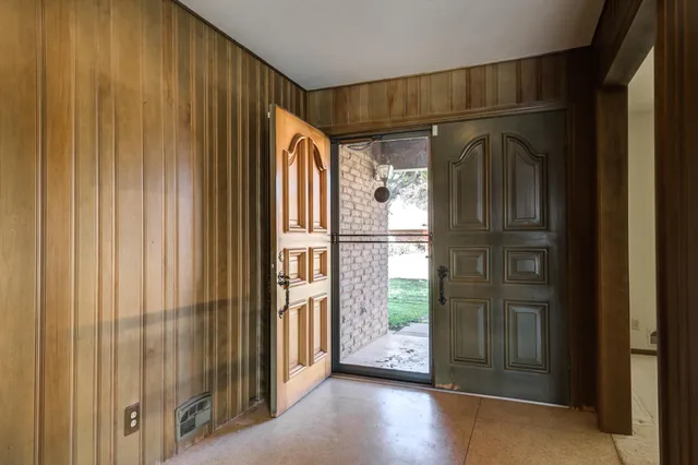 $275,000 | 1701 North 7th Street, Tahoka, TX 79373