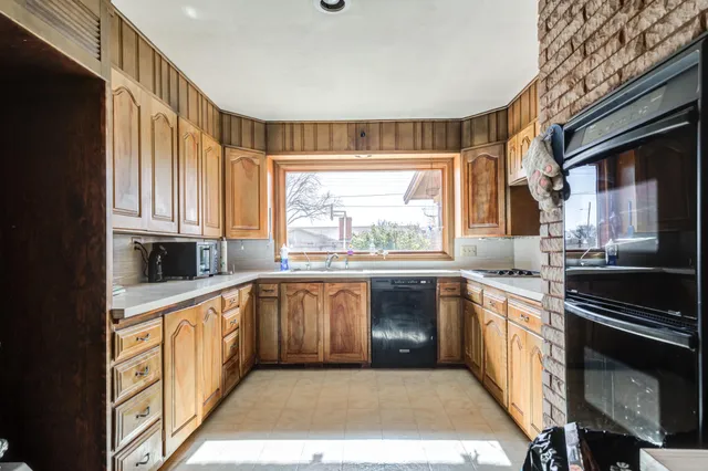 $275,000 | 1701 North 7th Street, Tahoka, TX 79373