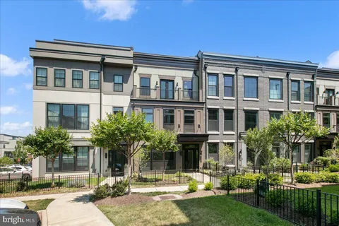 $1,725,000 | 44645 Danvers Terrace, Ashburn, VA 20147