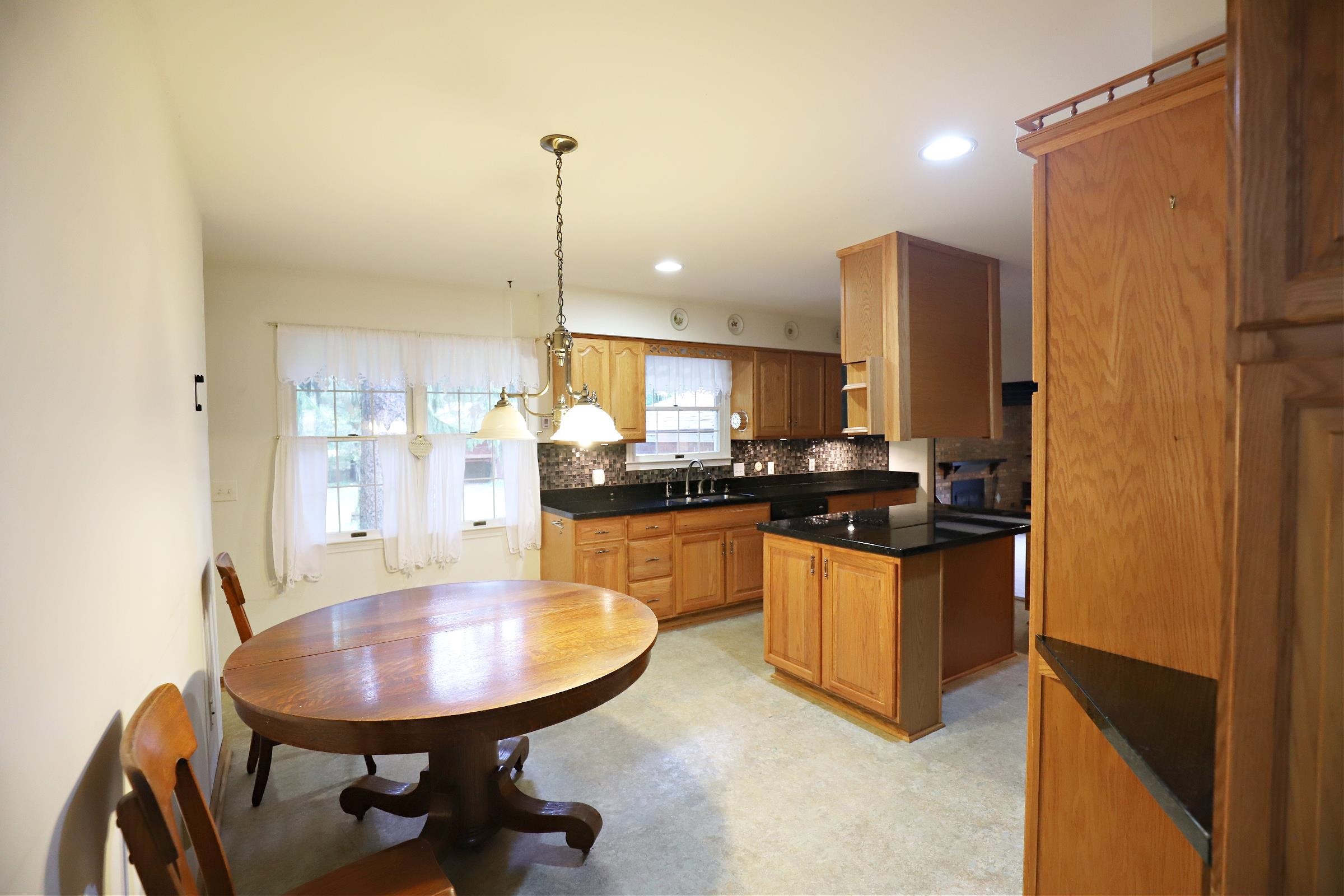 4042 West Farrand Road Clio, MI 48420 - Photo 20 of 33