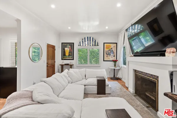 $4,385,000 | 758 North McCadden Place, Los Angeles, CA 90038
