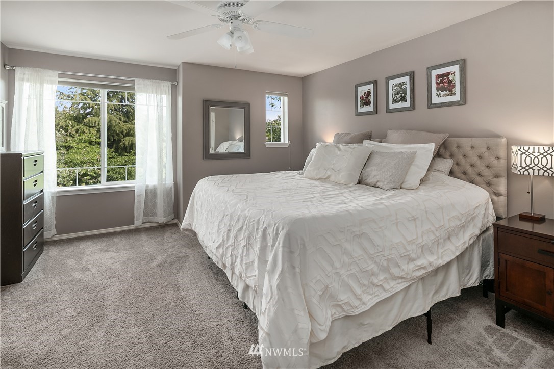563 Bremerton Place Northeast Renton, WA 98059 - Photo 18 of 22 Gallery Image 18