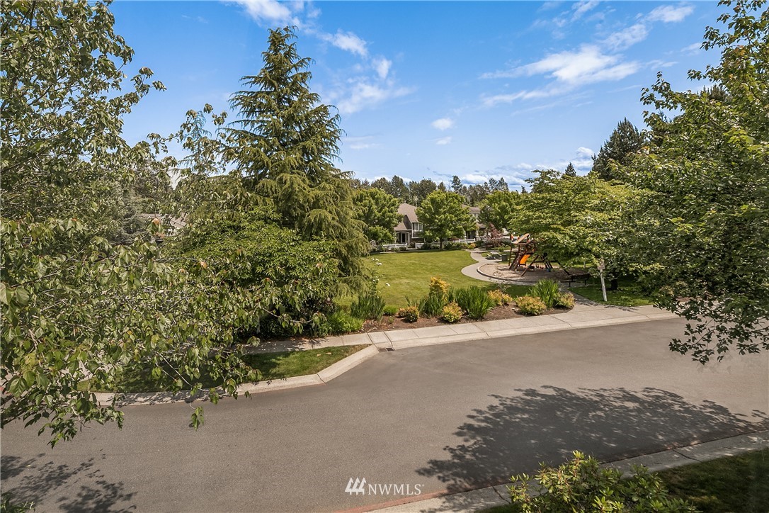 563 Bremerton Place Northeast Renton, WA 98059 - Photo 19 of 22 Gallery Image 19